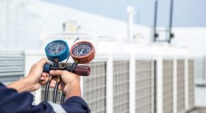 ¿Cómo reparar un aire acondicionado que no arranca?