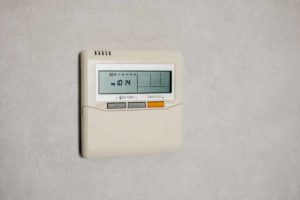 ¿Cuáles son las principales causas de falla del termostato?